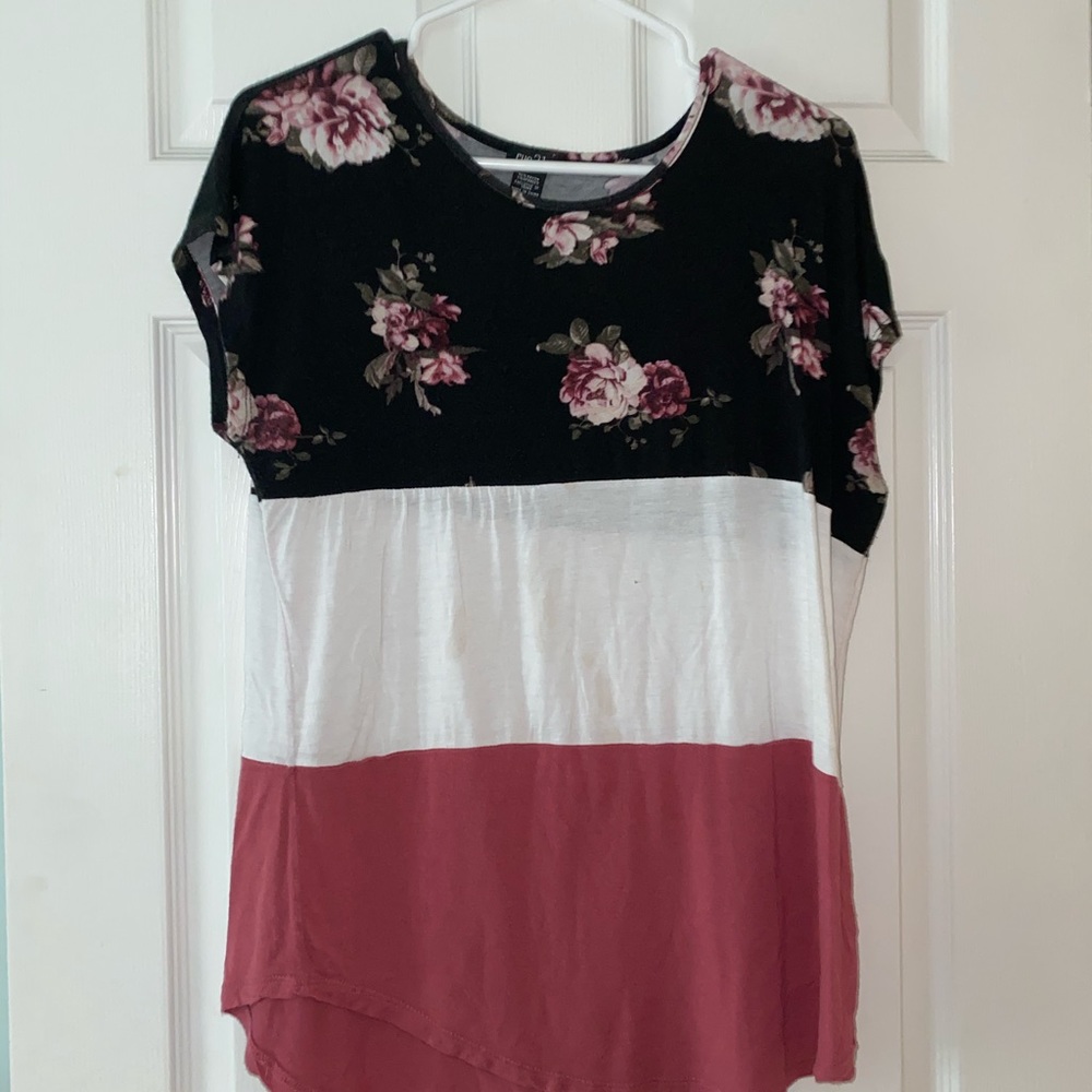 Rue 21 Shirt